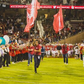 Team Banners and Flags, Field Runner, field runners, Cheer Flag, cheer flags, Cheerleader Flag, cheerleader flags, battle flag, battle flags, spirit flag, spirit flags, team flag, team flags, running flag, running flags, custom flag, custom flags